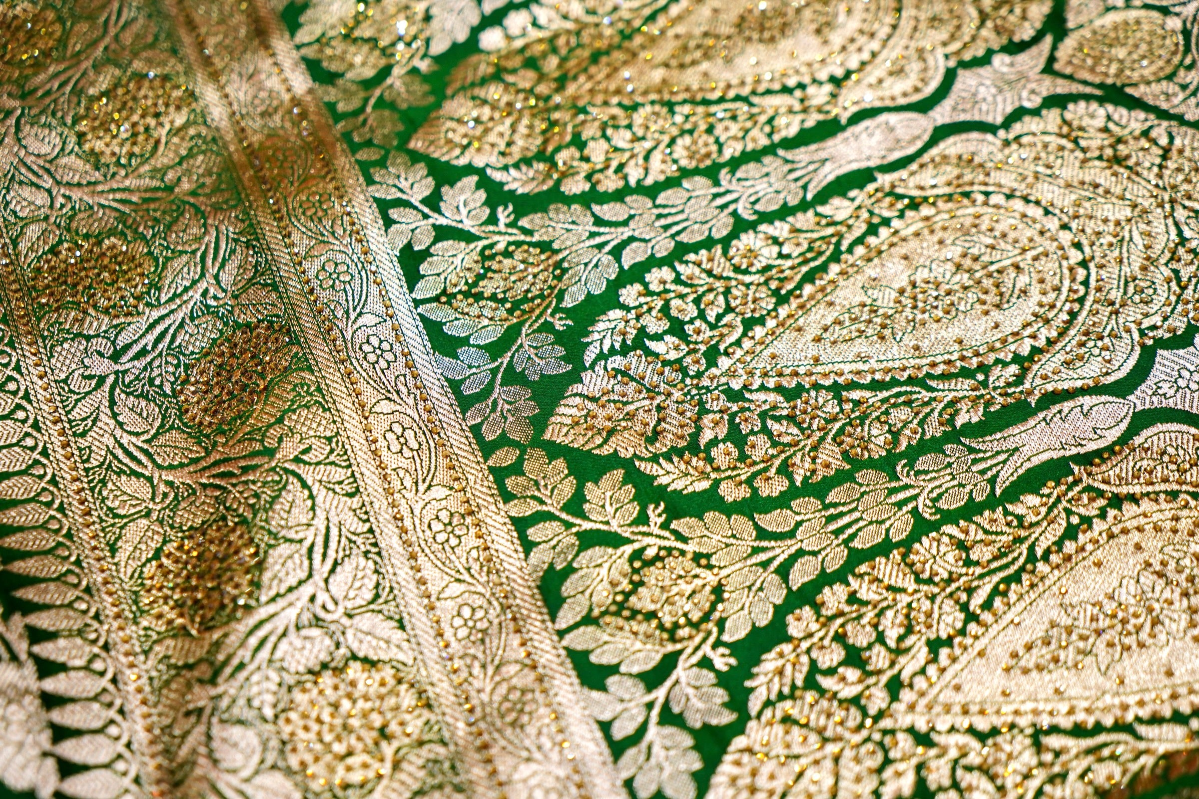 Emerald Green Banarasi Mashru Saree - Image 6