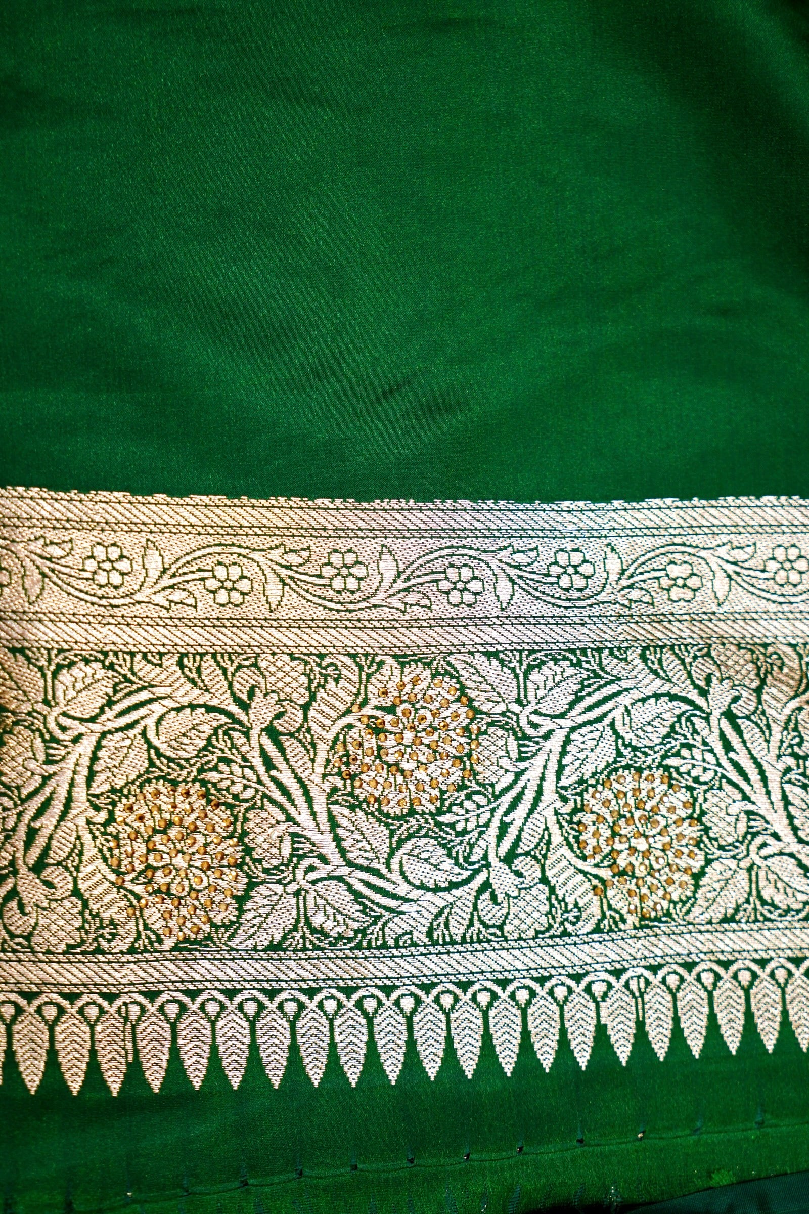 Emerald Green Banarasi Mashru Saree - Image 7
