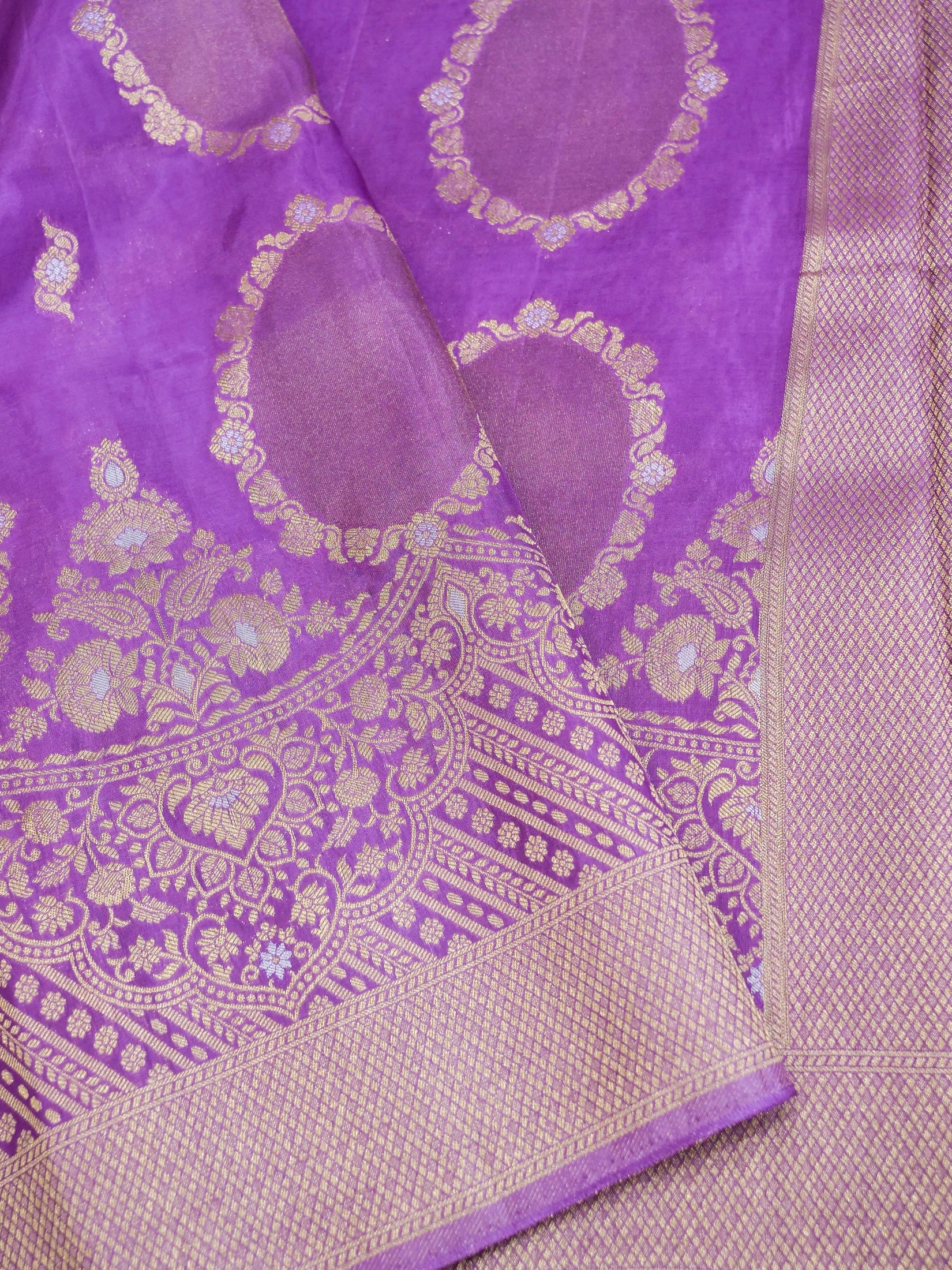 Lavender Banarasi Silk Saree - Image 3