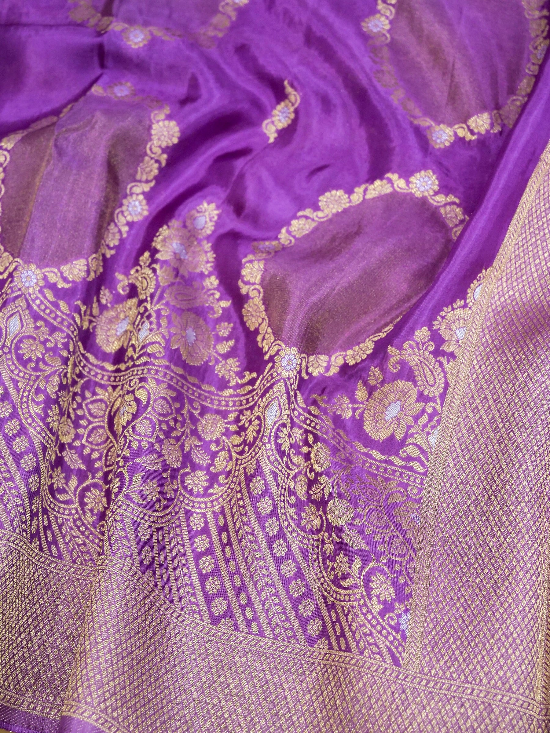 Lavender Banarasi Silk Saree - Image 5