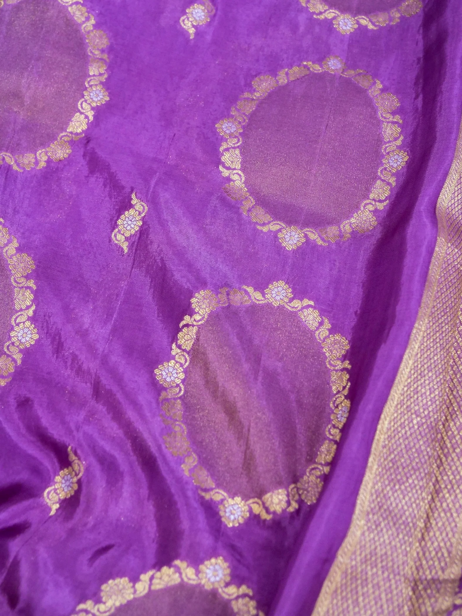 Lavender Banarasi Silk Saree - Image 6