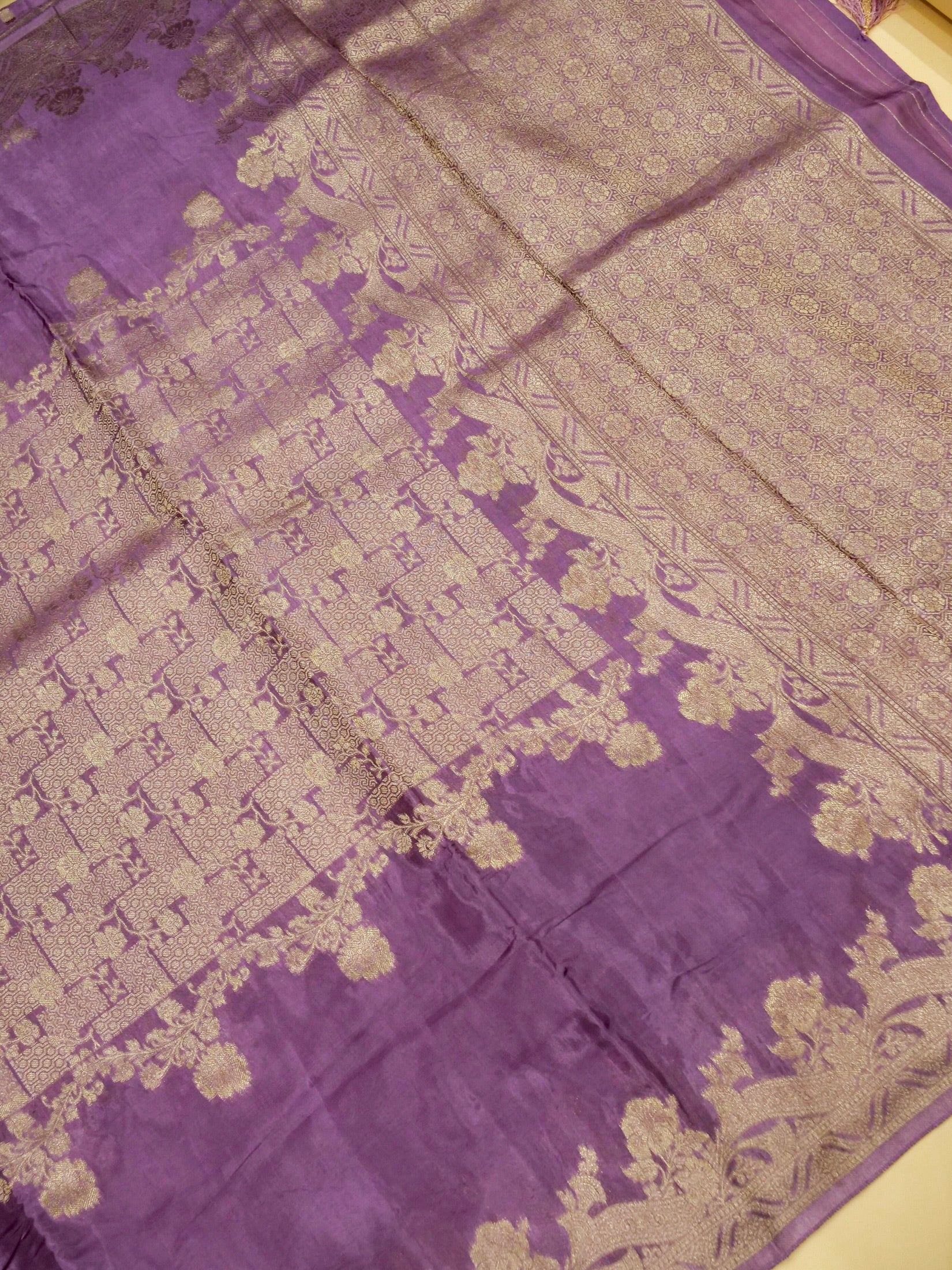 Lavender Banarasi Silk Saree - Image 2