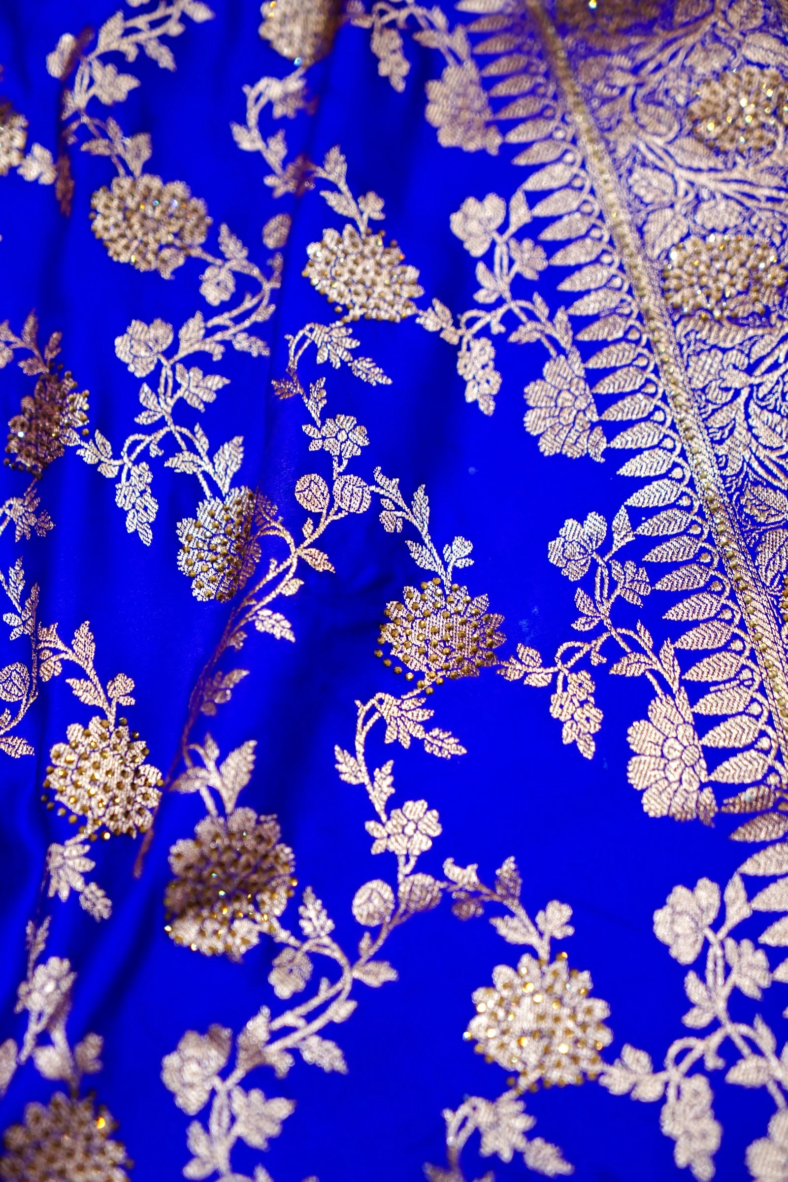 Royal Electric Blue Banarasi Mashru Silk Saree - Image 5