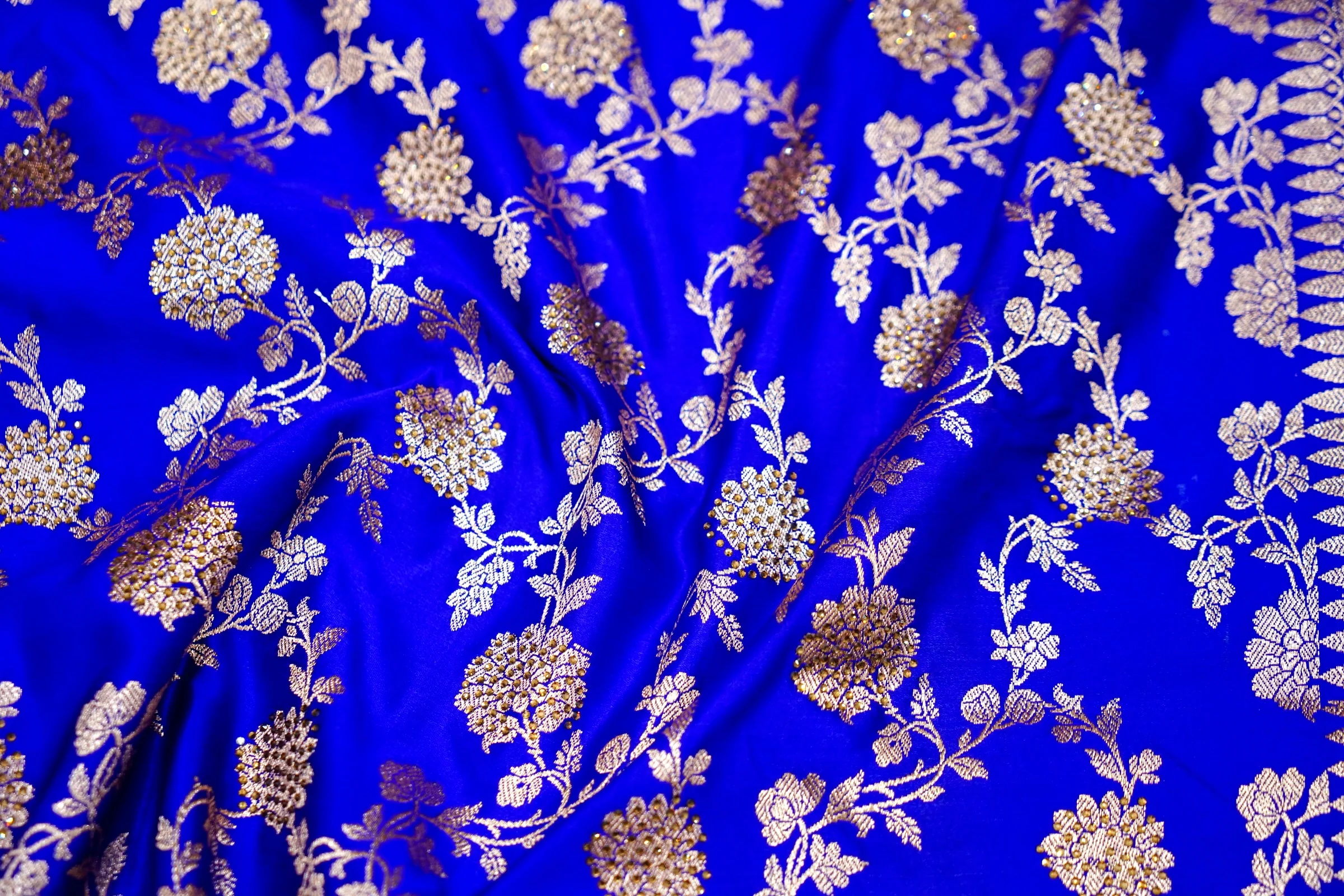 Royal Electric Blue Banarasi Mashru Silk Saree - Image 8