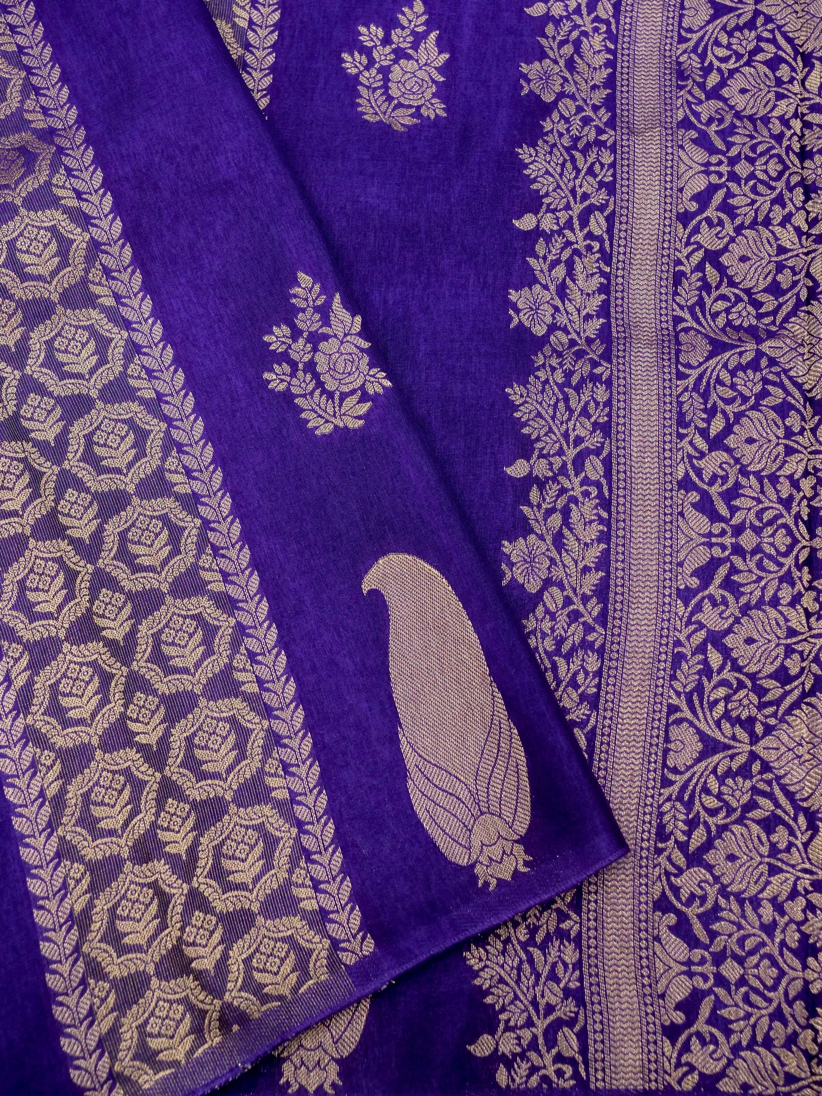 Royal Purple Banarasi Dola Silk Saree - Image 4