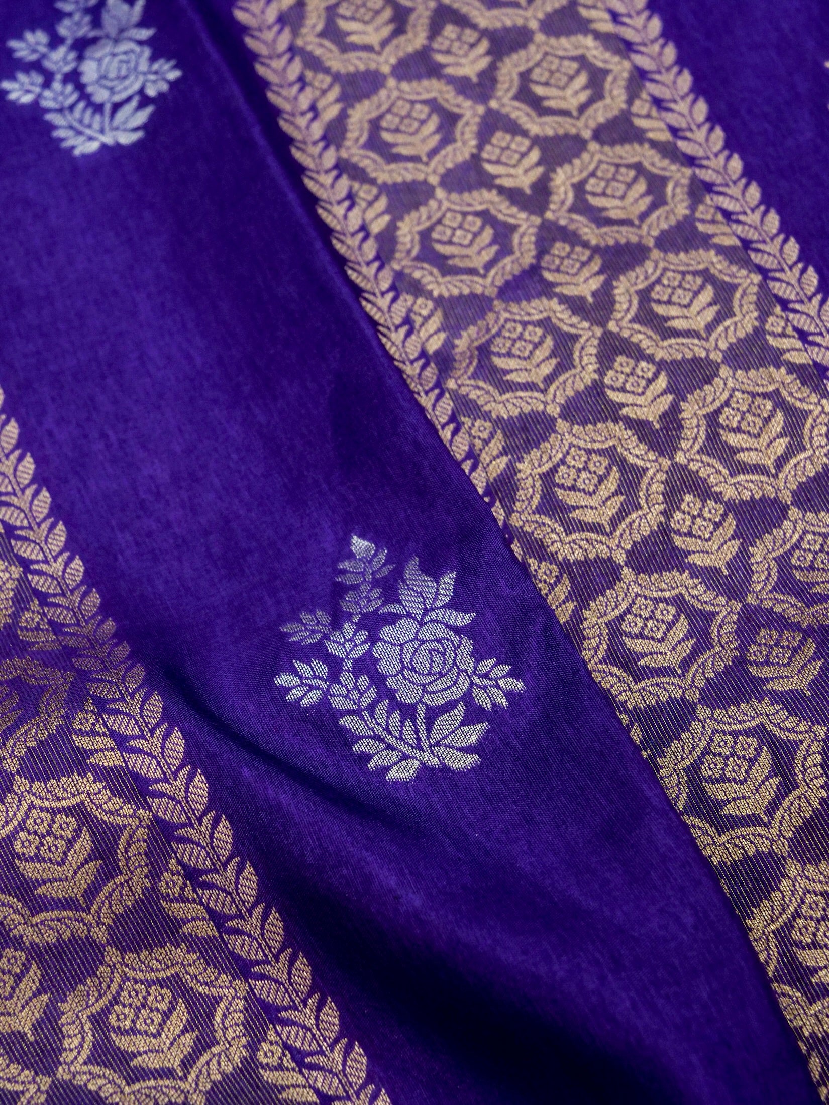 Royal Purple Banarasi Dola Silk Saree - Image 5