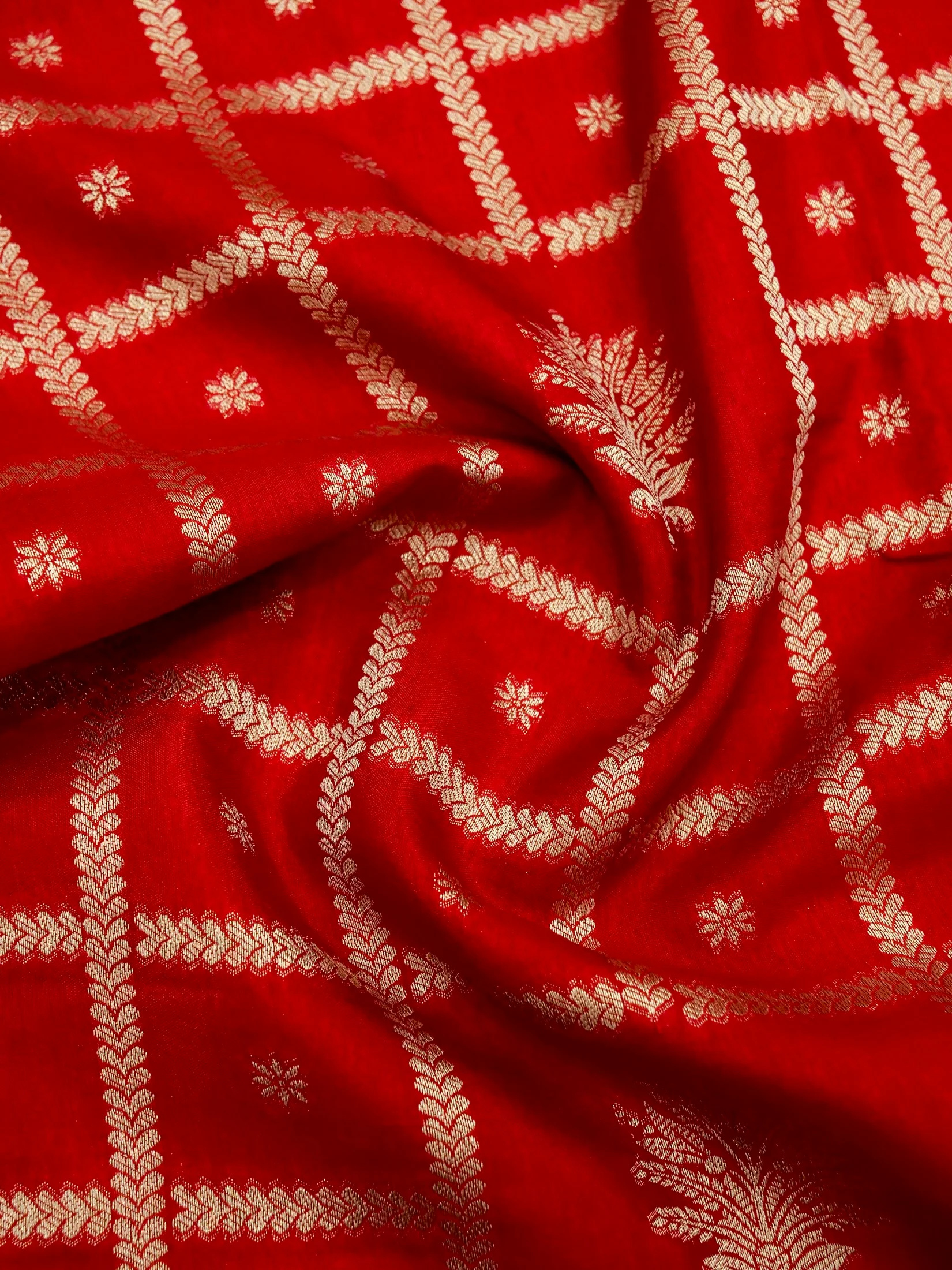 Ruby Red Banarasi Dola Silk Saree - Image 5