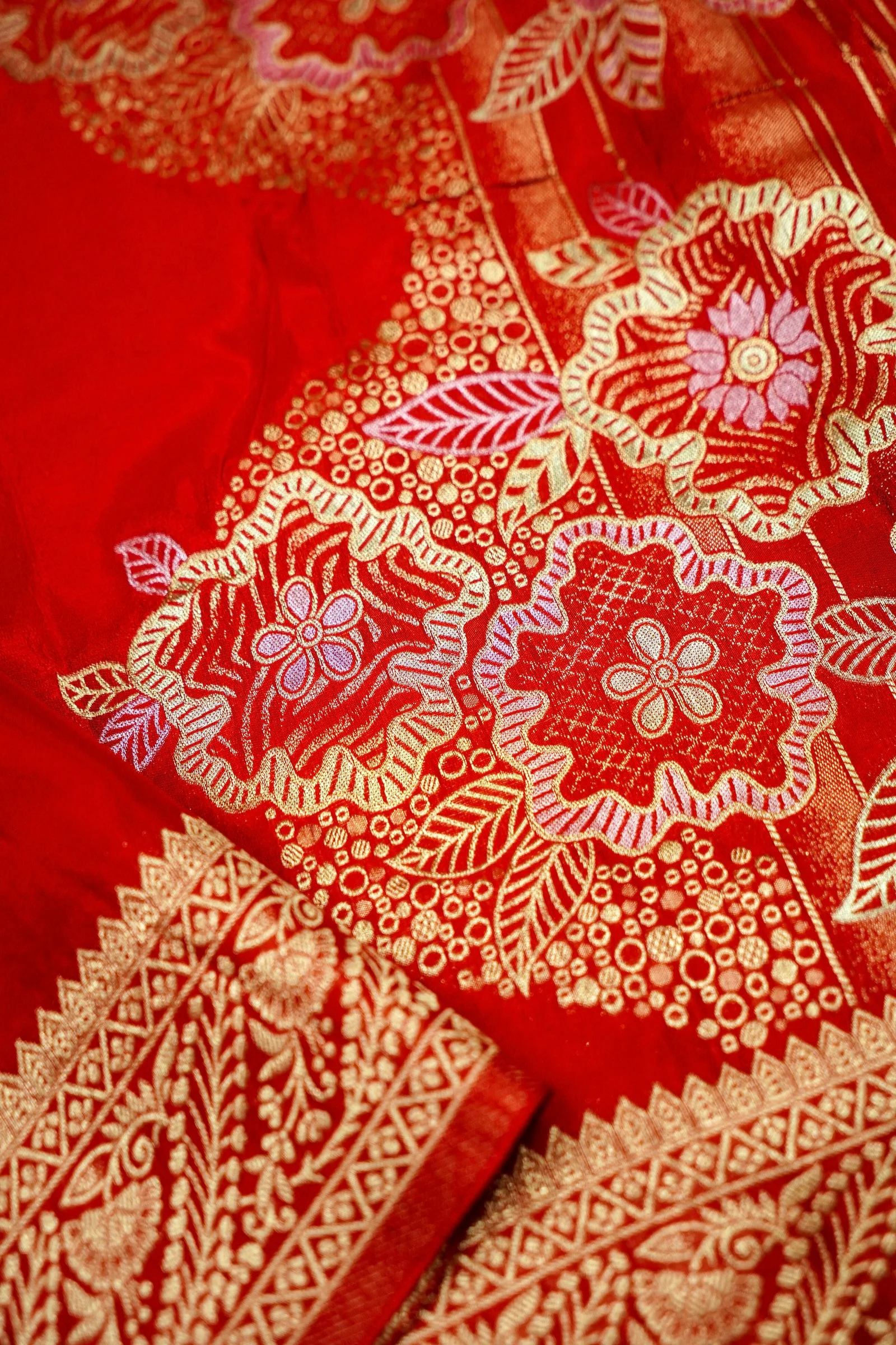 Sindoor Red Banarasi Silk Saree - Image 4